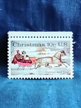 Uncirculated USA 1974 Christmas Currier and Ives 10 Cent Stamp!!